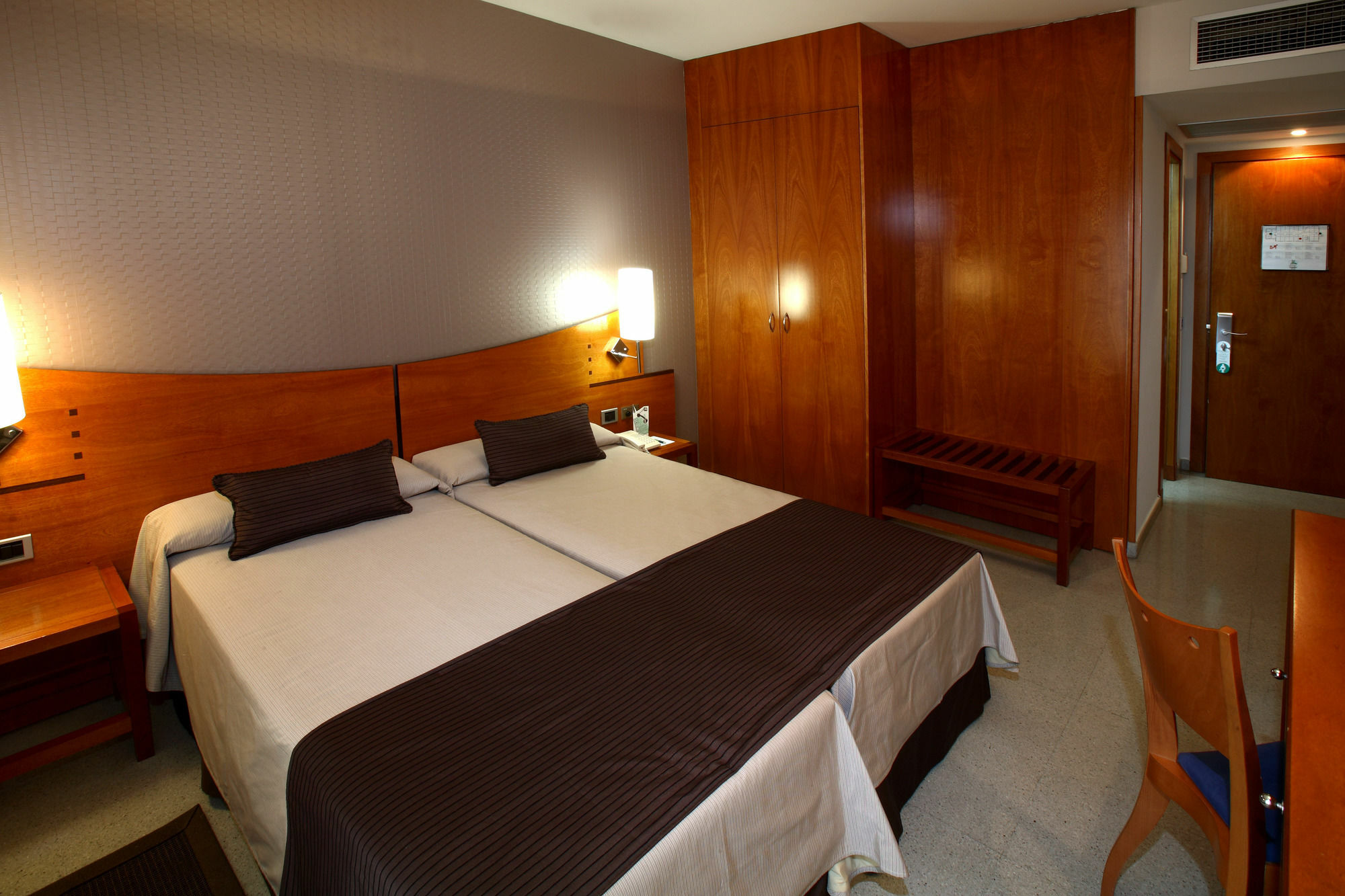 Hotel Granollers Quarto foto